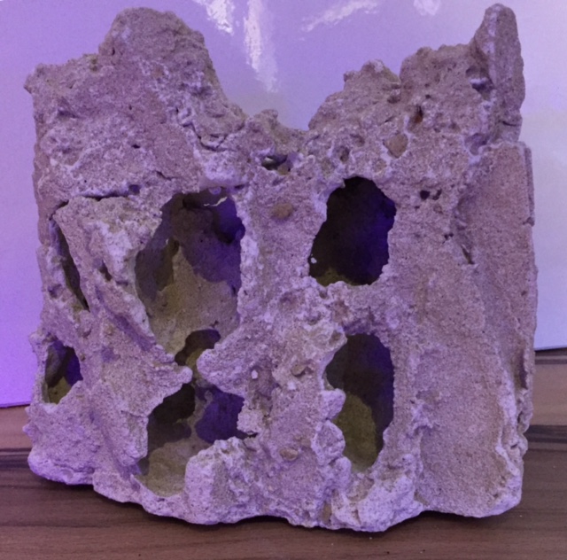 Aquarium Deko Steine NSZ Naturstein mit Löchern 